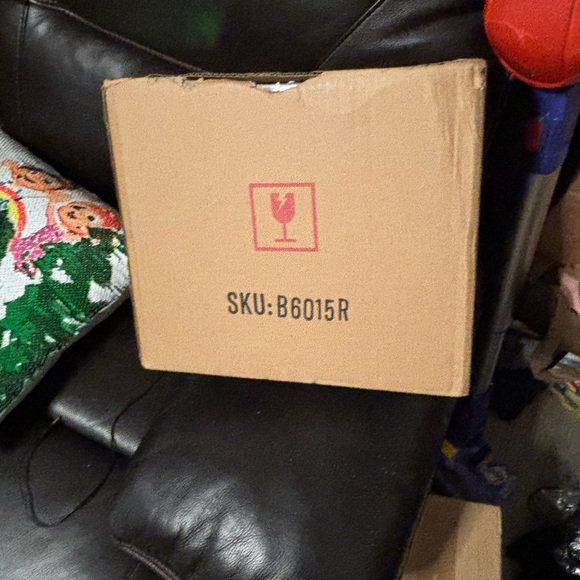 Cardboard Shipping Box - Picture 3 of 3